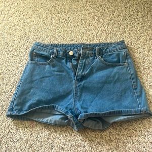 Denim backside embroidered high waisted shorts